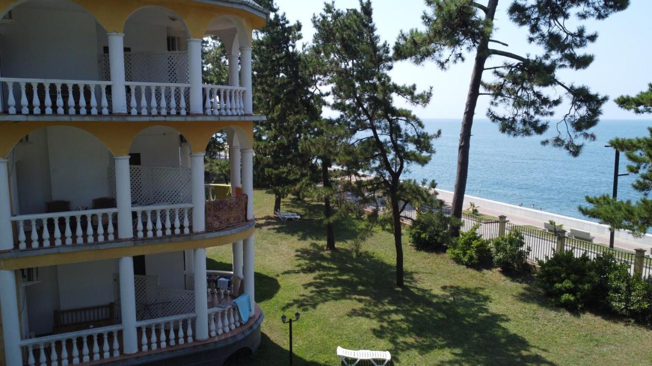 Marshal Resort Kobuleti ภายนอก รูปภาพ
